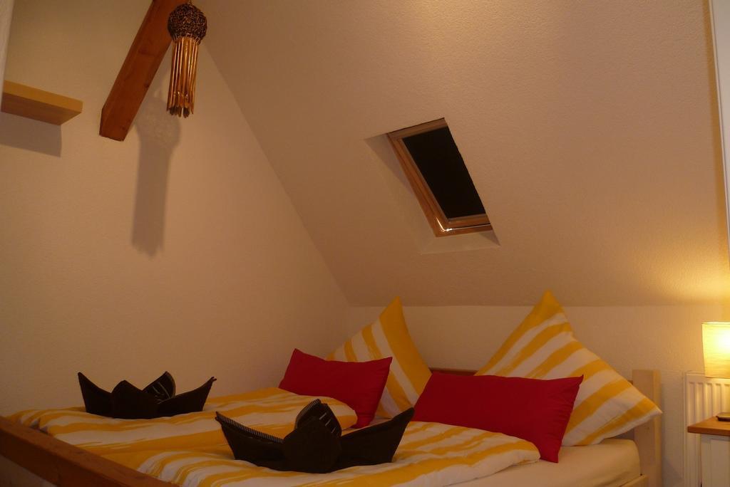 Ferienwohnung Schwarzwald Domizil Uhlsberg Kippenheim Zimmer foto