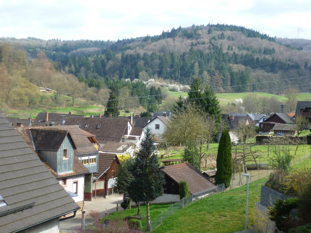 Ferienwohnung Schwarzwald Domizil Uhlsberg Kippenheim Zimmer foto